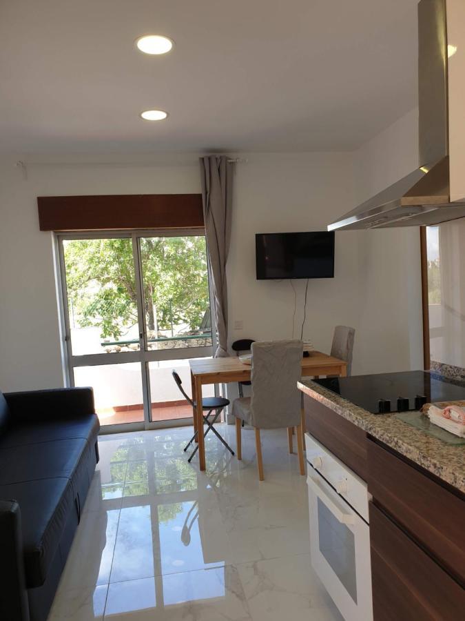 Aaa Apartments 阿尔布费拉 外观 照片