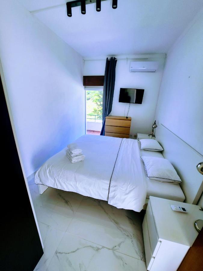 Aaa Apartments 阿尔布费拉 外观 照片